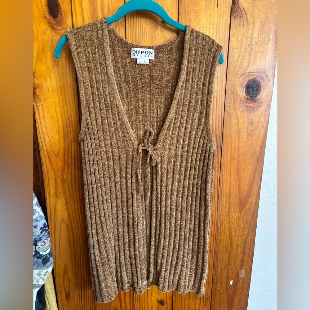 Sweater vest/cardigan